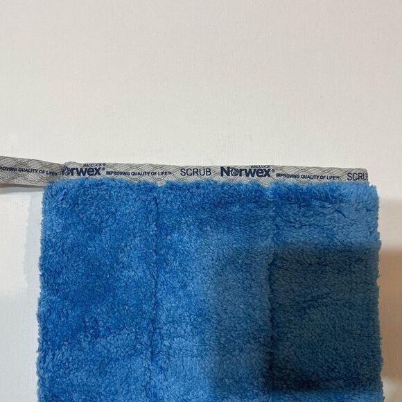 Norwex Bathroom Scrub Mitt Blue NWOT - Picture 5 of 10